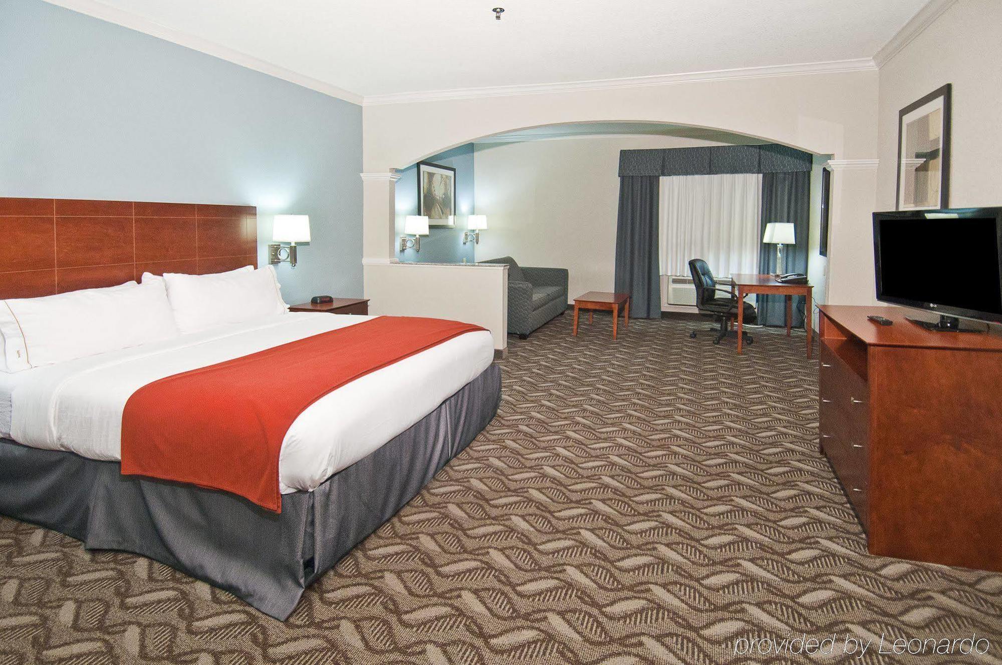 Holiday Inn Express Hotel And Suites Lake Charles By Ihg Dış mekan fotoğraf